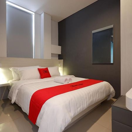 Reddoorz Plus Near Ciputra Mall Simpang Lima Semarang Exterior foto